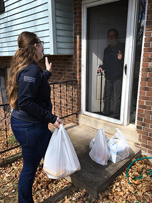 Jodi Carpenter delivering groceries during the pandemic